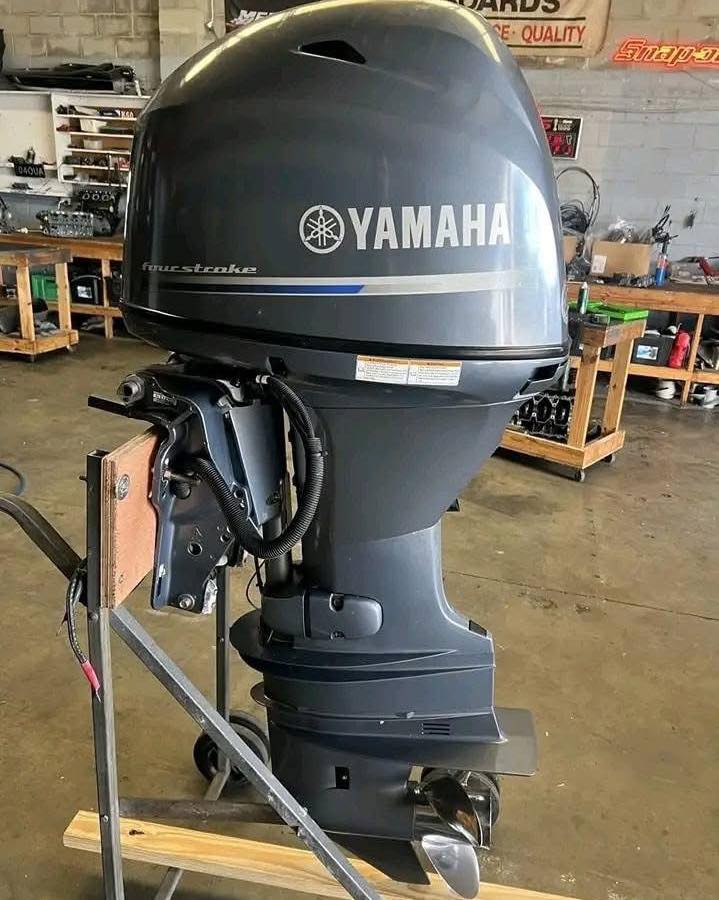 yamaha f350xcb outboard motor four stroke v8 5.3l f350 yamaha f350xcb outboard motor four stroke v8 5.3l f350
