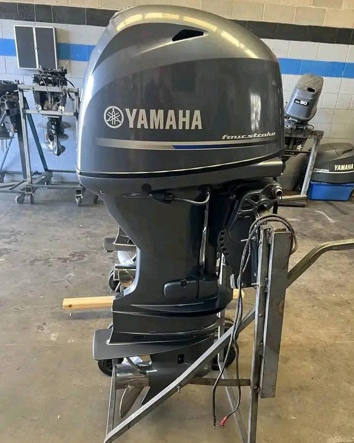 yamaha f350xcb outboard motor four stroke v8 5.3l f350 yamaha f350xcb outboard motor four stroke v8 5.3l f350